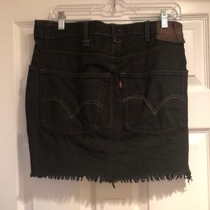 NWOT brand new black Levi’s denim skirt